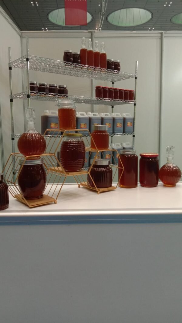 honey bottles of hemroc store